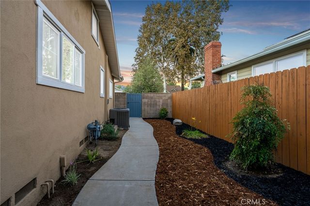 2532 5th Street, La Verne, CA 91750