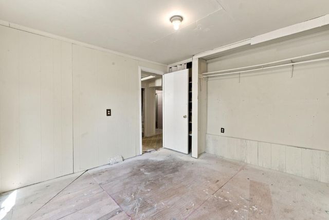 400 Munich Street, San Francisco, CA 94112