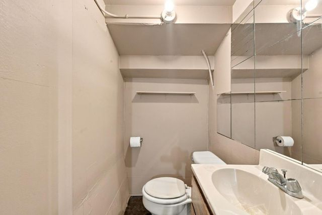 400 Munich Street, San Francisco, CA 94112