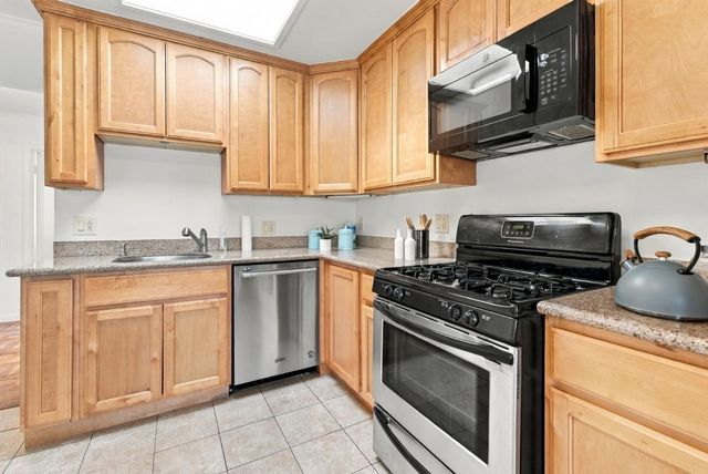 400 Munich Street, San Francisco, CA 94112