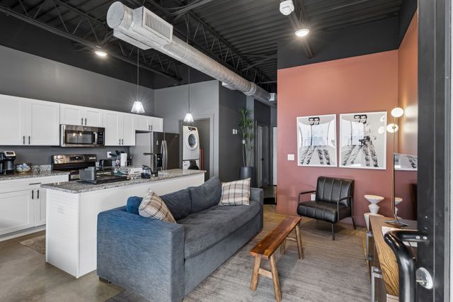 295 Plus Park Blvd Unit 214, Nashville, TN 37217