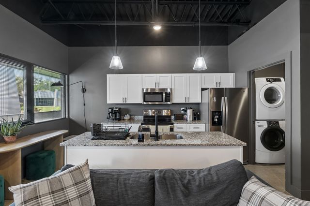 295 Plus Park Blvd Unit 214, Nashville, TN 37217