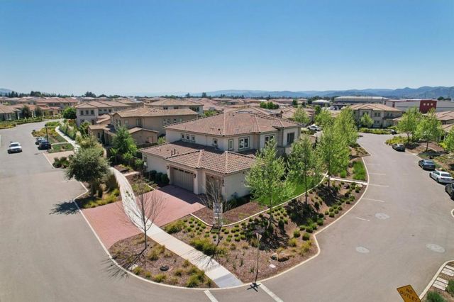 18600 Corte Arcangel, Morgan Hill, CA 95037