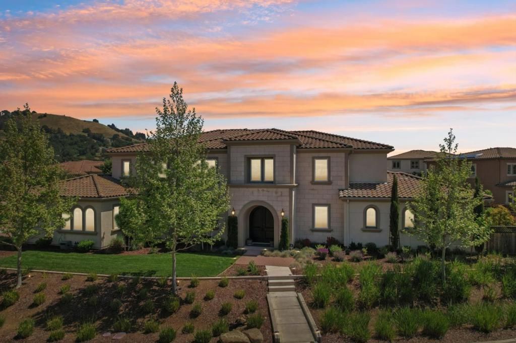 18600 Corte Arcangel, Morgan Hill, CA 95037