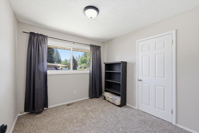 11720 E 18th Ave, Spokane Valley, WA 99206