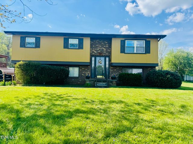 1303 East 10th Avenue, Johnson City, TN 37601