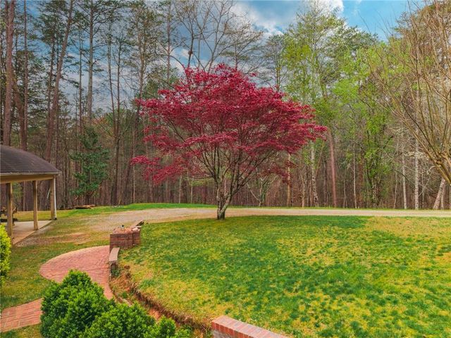 365 Quarles Lane, Ellijay, GA 30540