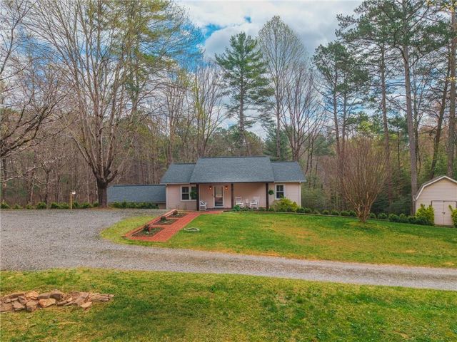 365 Quarles Lane, Ellijay, GA 30540