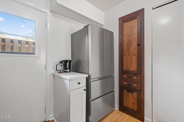 220 Elizabeth Street Apt E7, Chapel Hill, NC 27514