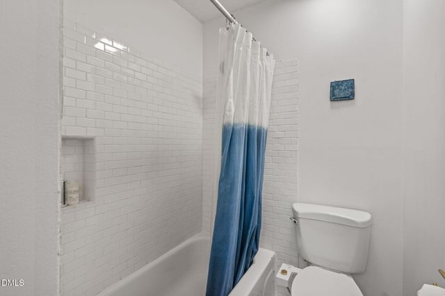 220 Elizabeth Street Apt E7, Chapel Hill, NC 27514