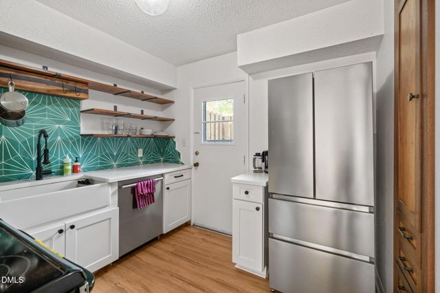 220 Elizabeth Street Apt E7, Chapel Hill, NC 27514