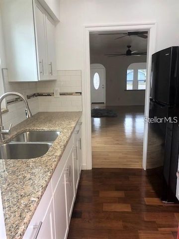 2220 5TH AVENUE N, St Petersburg, FL 33713
