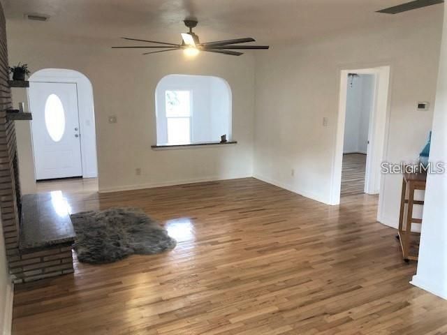 2220 5TH AVENUE N, St Petersburg, FL 33713