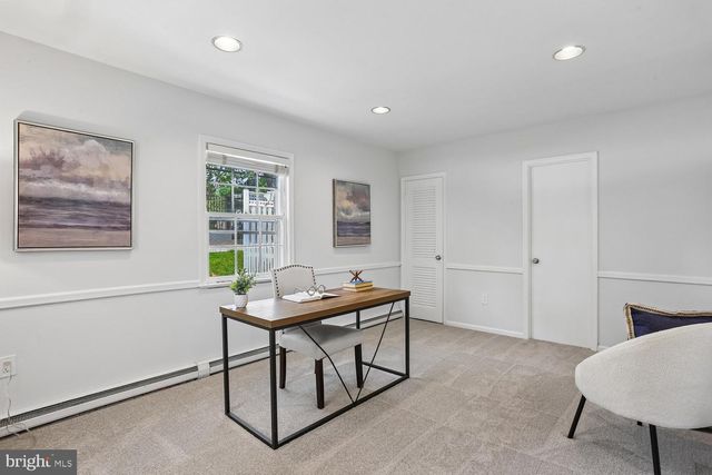 11507 FARMLAND DR, Rockville, MD 20852