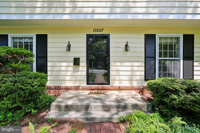 11507 FARMLAND DR, Rockville, MD 20852