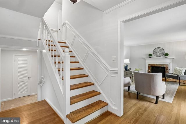 11507 FARMLAND DR, Rockville, MD 20852