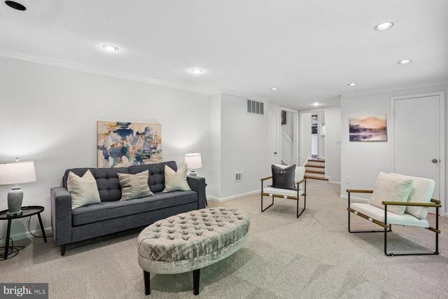 11507 FARMLAND DR, Rockville, MD 20852