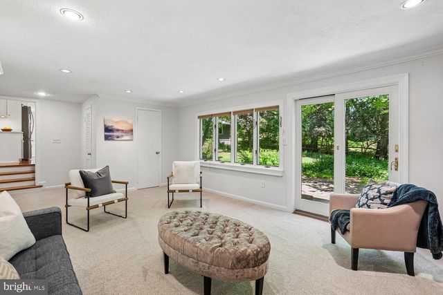 11507 FARMLAND DR, Rockville, MD 20852