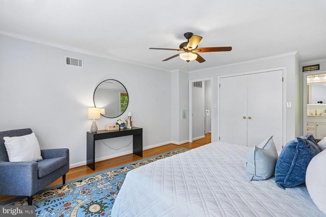 11507 FARMLAND DR, Rockville, MD 20852