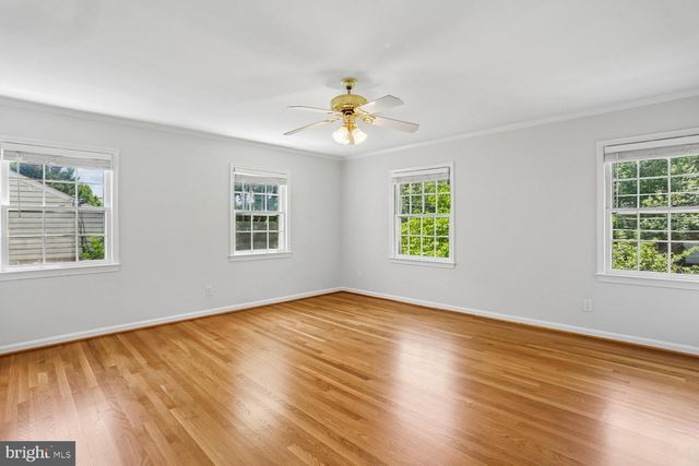 11507 FARMLAND DR, Rockville, MD 20852