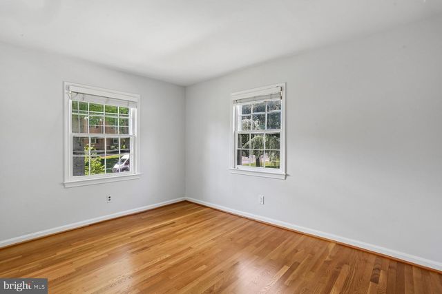 11507 FARMLAND DR, Rockville, MD 20852