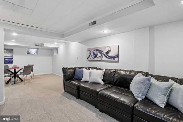 11507 FARMLAND DR, Rockville, MD 20852