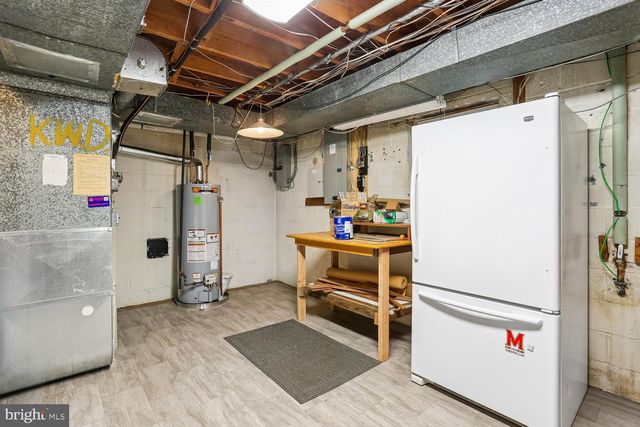 11507 FARMLAND DR, Rockville, MD 20852