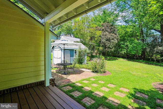 11507 FARMLAND DR, Rockville, MD 20852