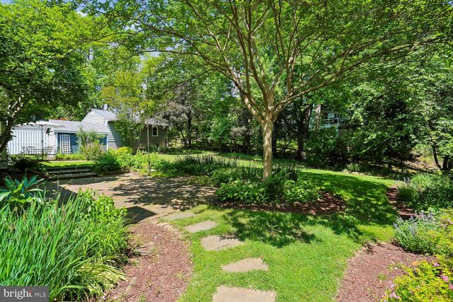 11507 FARMLAND DR, Rockville, MD 20852