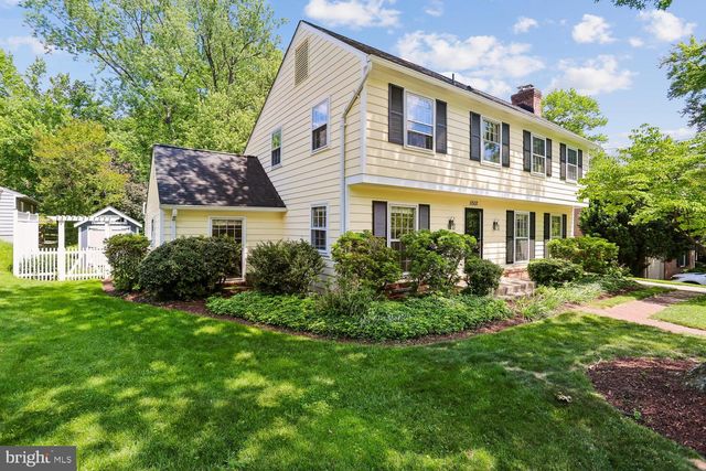 11507 FARMLAND DR, Rockville, MD 20852