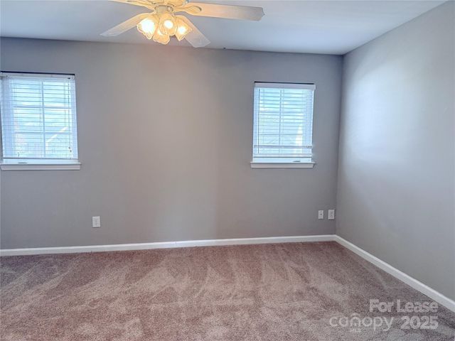 4917 Sunburst Lane, Charlotte, NC 28213