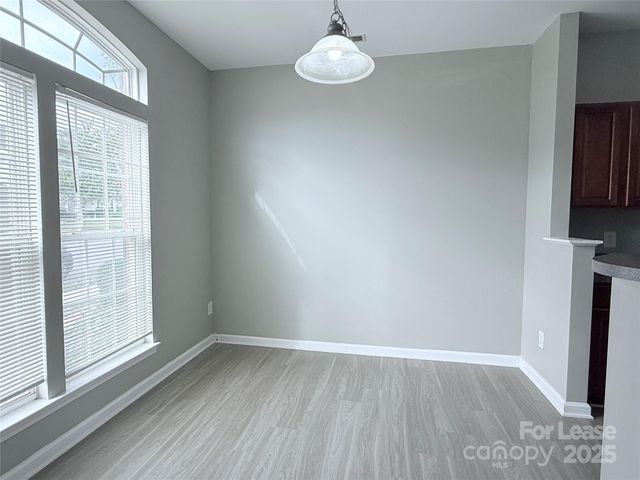 4917 Sunburst Lane, Charlotte, NC 28213