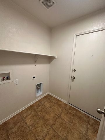 2425 Loreto Drive, Fort Worth, TX 76177