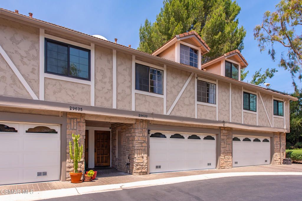 Image 1 of property listing at 29633 Strawberry Hill Drive, Agoura Hills, CA 91301