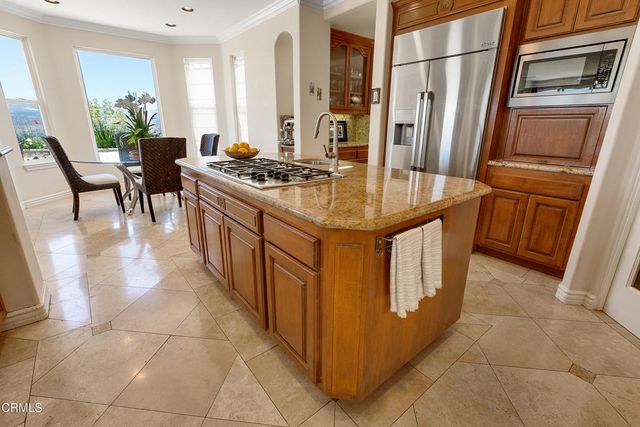 12127 Presilla Road, Camarillo, CA 93012