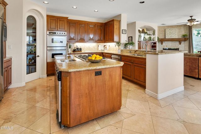 12127 Presilla Road, Camarillo, CA 93012