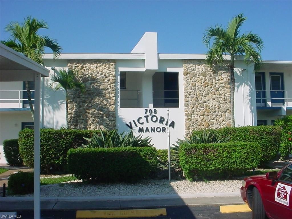 708 Victoria DR 206, CAPE CORAL, FL 33904 — exterior