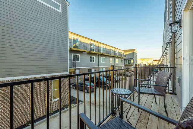 917 E 17th Street 105, Chattanooga, TN 37408