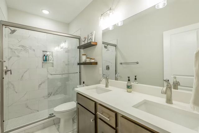 917 E 17th Street 105, Chattanooga, TN 37408