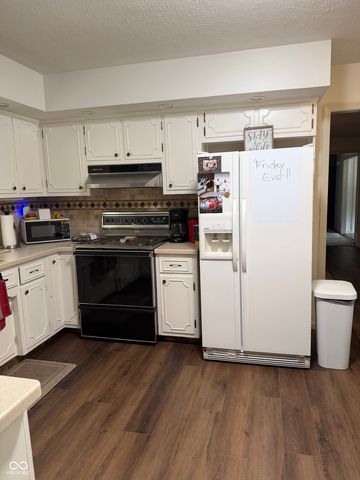930 Mellowood Drive, Indianapolis, IN 46217