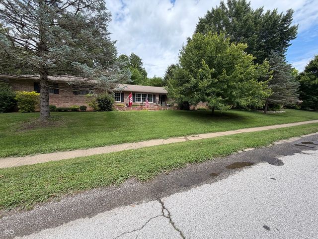 930 Mellowood Drive, Indianapolis, IN 46217
