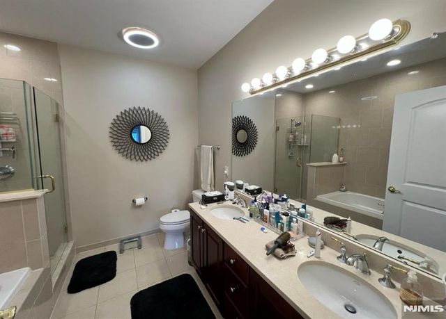 3111 Windsor Park Court 3111, Englewood, NJ 07631