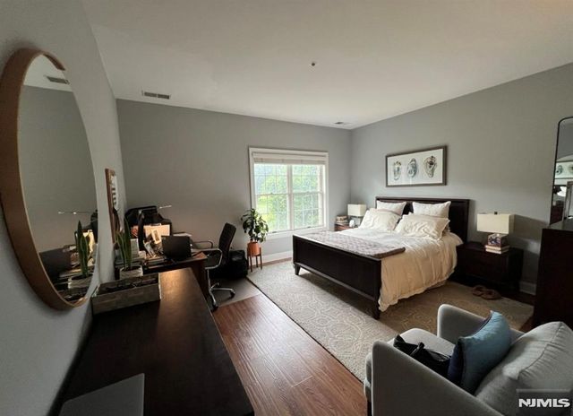 3111 Windsor Park Court 3111, Englewood, NJ 07631