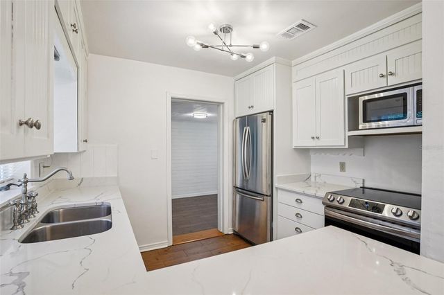 1816 WELTIN STREET, Orlando, FL 32803