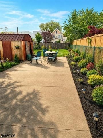 163 W 24Th St, Bayonne City, NJ 07002