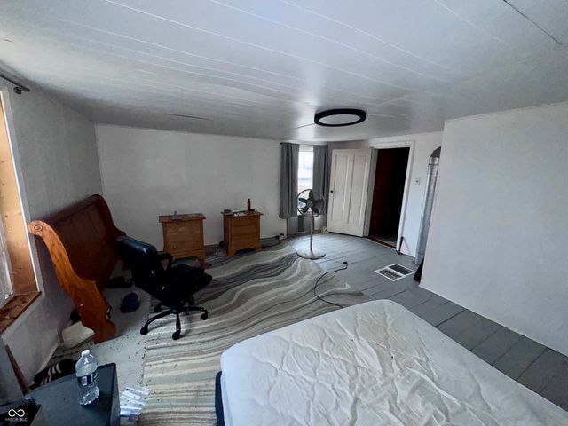 2192 E 300 N, Crawfordsville, IN 47933