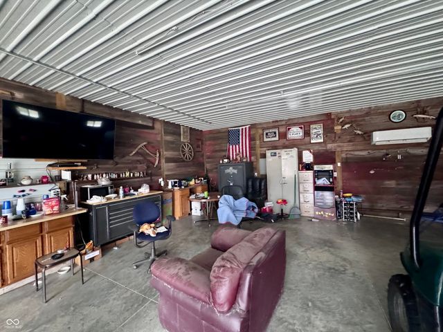 2192 E 300 N, Crawfordsville, IN 47933