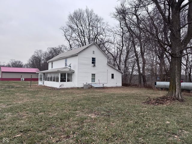 2192 E 300 N, Crawfordsville, IN 47933