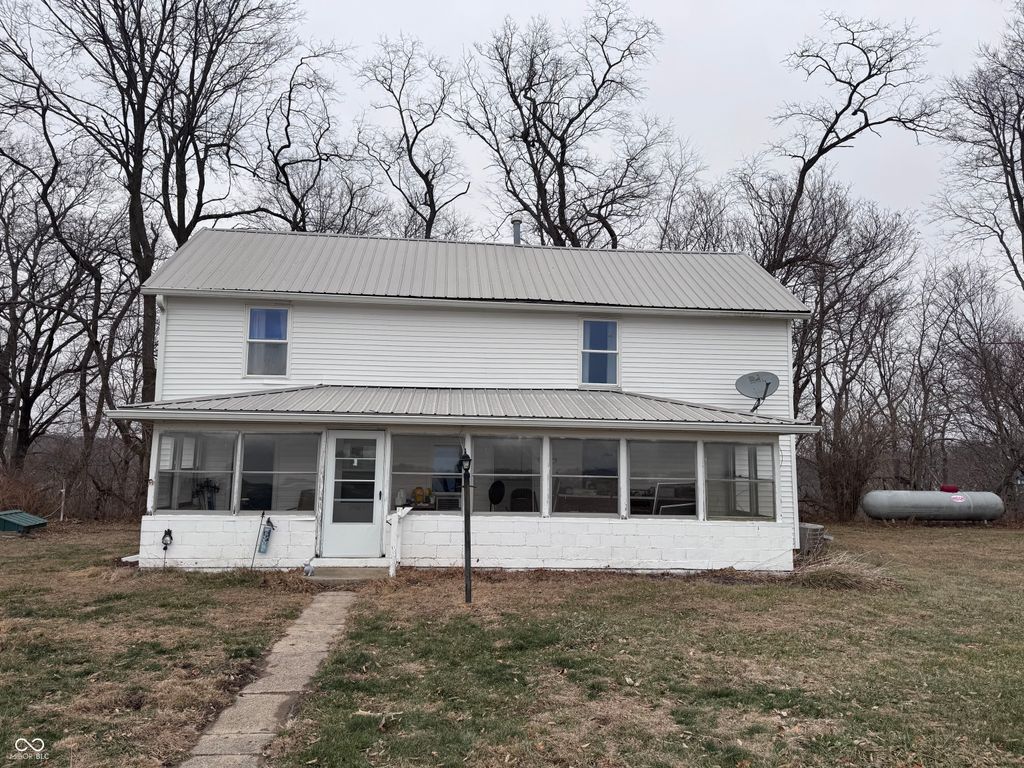 2192 E 300 N, Crawfordsville, IN 47933