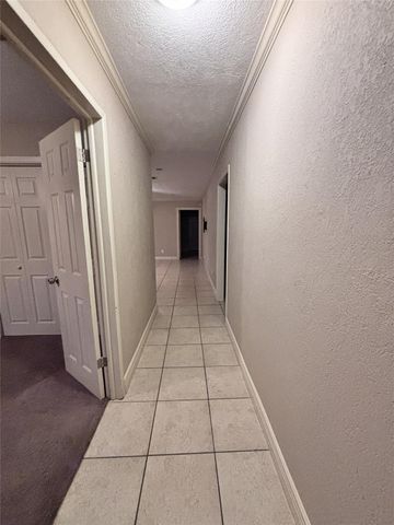 2902 19th Avenue N, Texas City, TX 77590